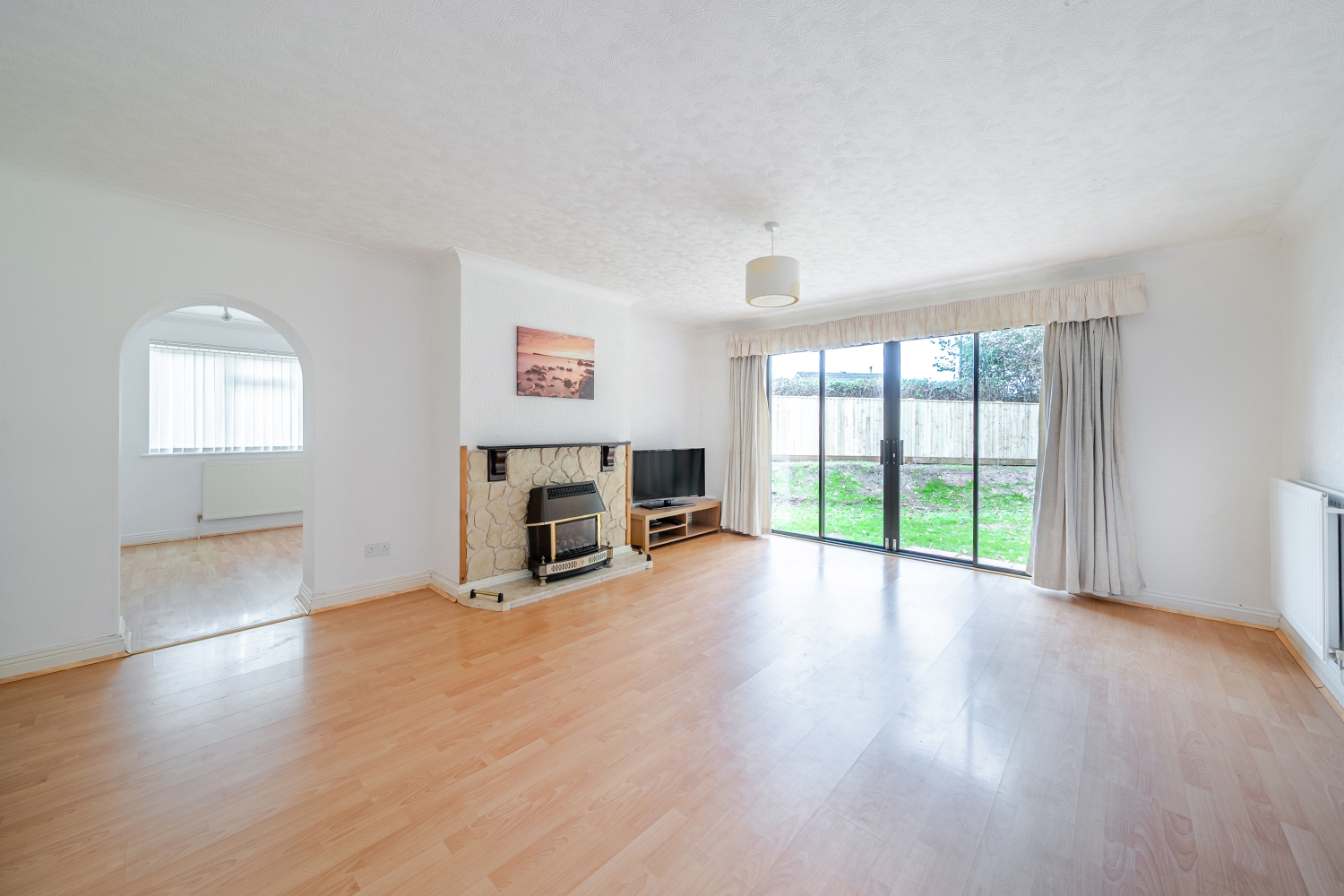 Springfield Crescent, Fremington, Barnstaple, Devon, EX31, photo 4