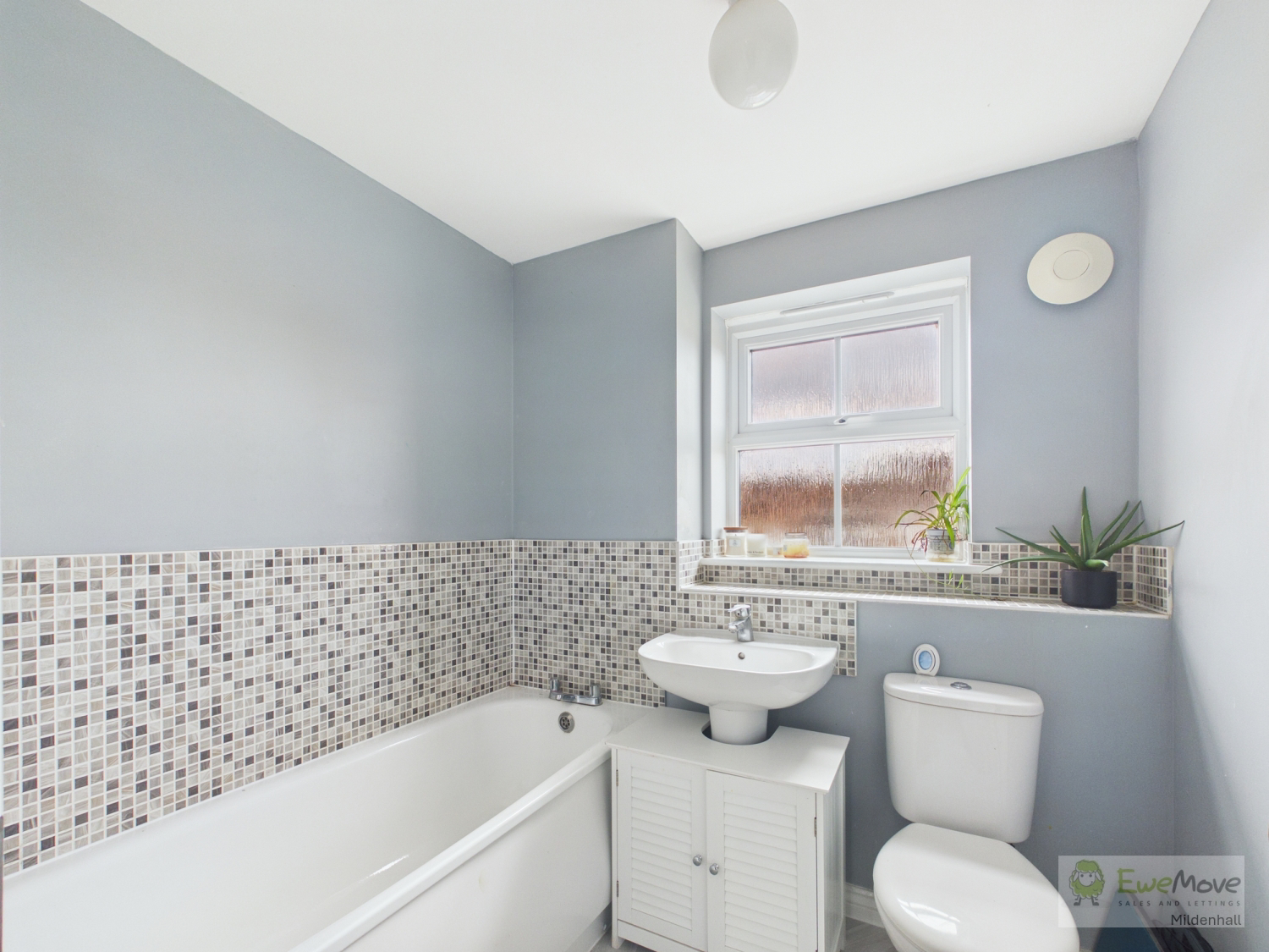 Snowdrop Way, Red Lodge, photo 9