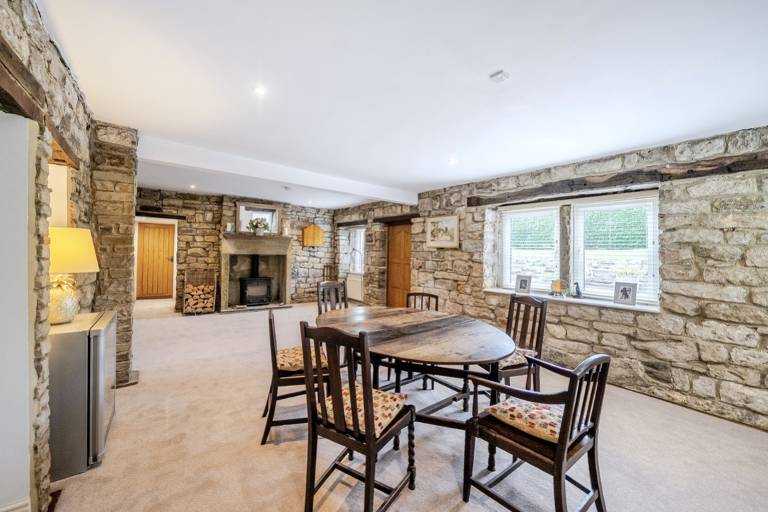 Larkfield Grange, Larkfield Road, Rawdon, Leeds, West Yorkshire, LS19 6DZ, photo 7