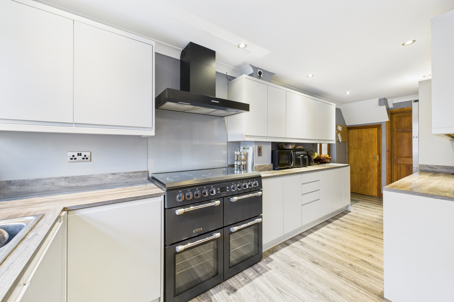 Highthorn Road, York, North Yorkshire, YO31 9HA, photo 3