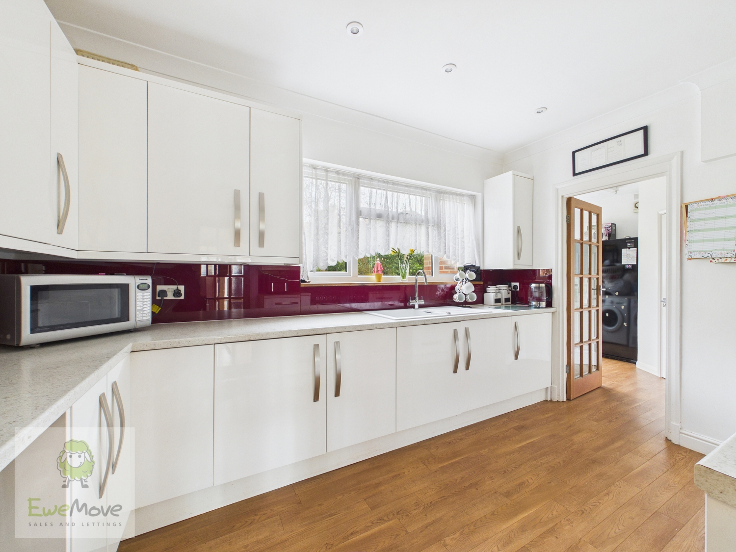 Broom Hill Road, Strood, Rochester, ME2 3LG, photo 8