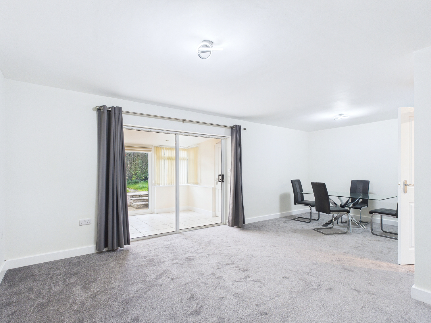 Arnolds Way, Cirencester, photo 14