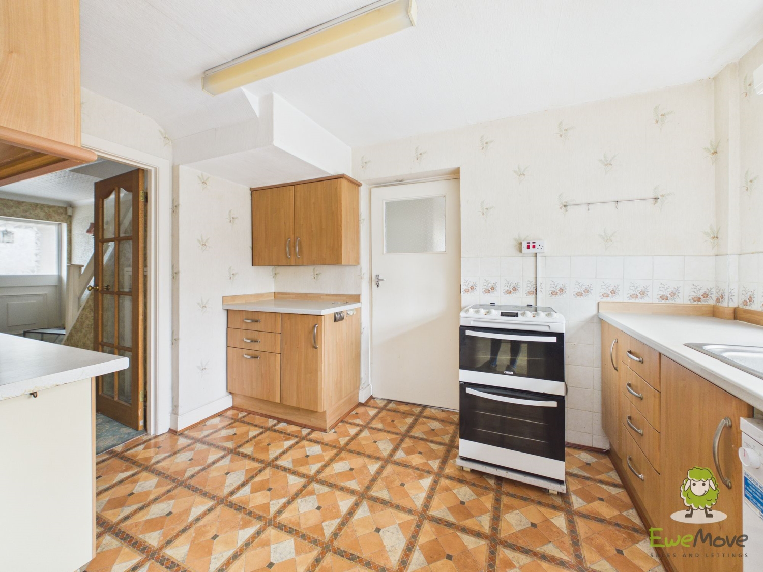 Hassall Road, Alsager, ST7, photo 5