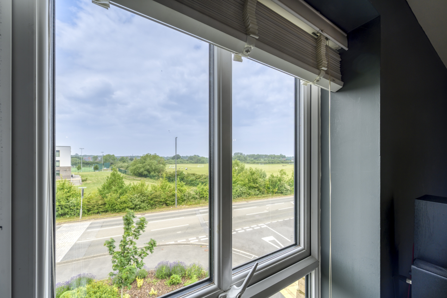 Heron House, Semington Strand, Wichelstow, SN1, photo 8