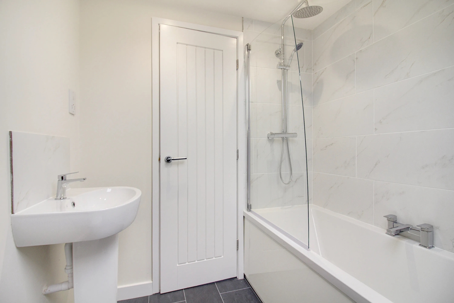Almsford Drive, York, North Yorkshire, YO26 5NR, photo 11