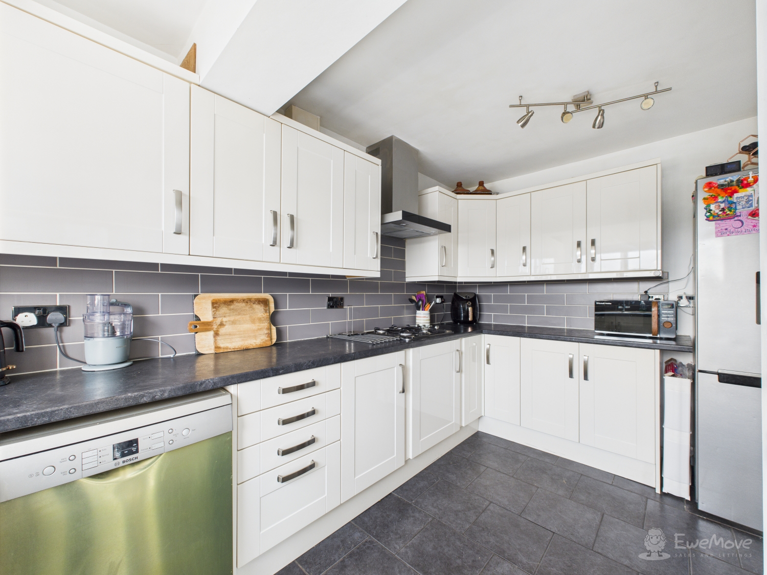 Kitchen- Mark Stephens EweMove Newmarket and Soham 
