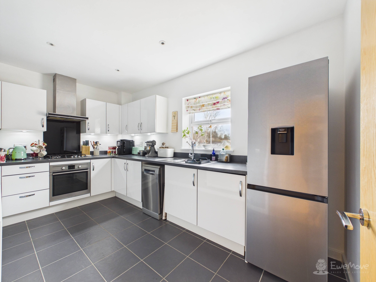 Welchs Crescent, Stapleford, Cambridge, Cambridgeshire, CB22, photo 3