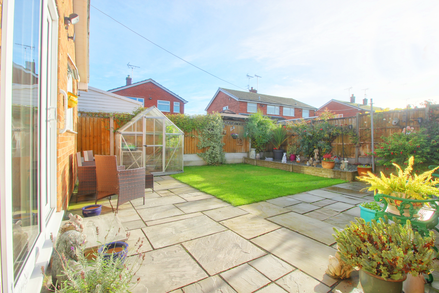 Hawthornden Avenue, Uttoxeter, ST14 7PA, photo 3