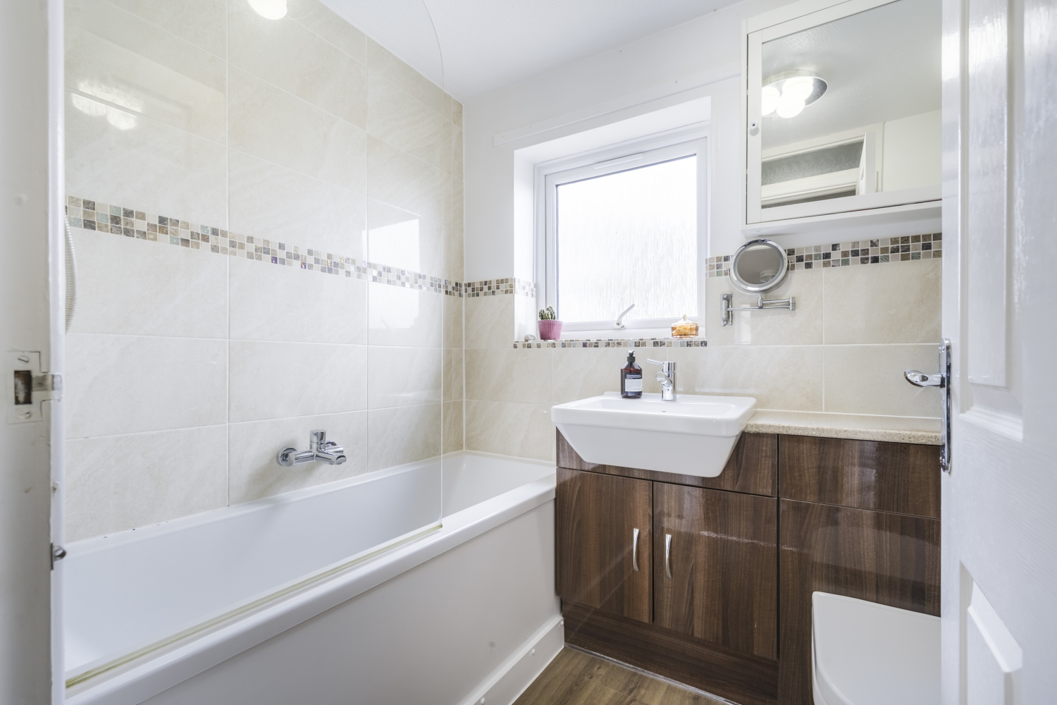 Jubilee Gardens, South Cerney, photo 7