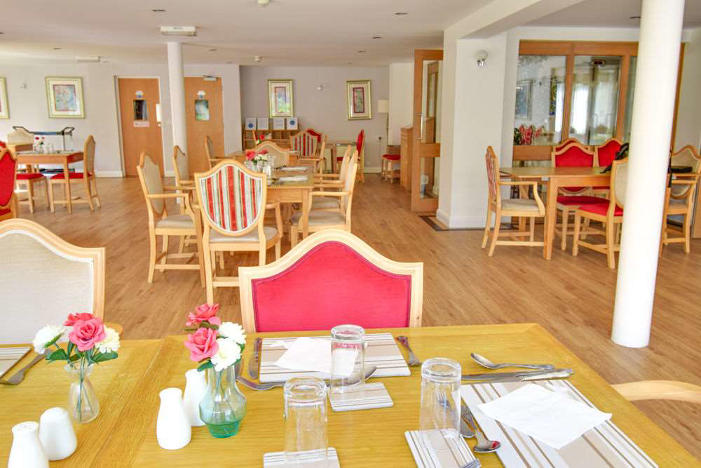 Dutton Court, Cheadle Hulme SK8 5BF, photo 10