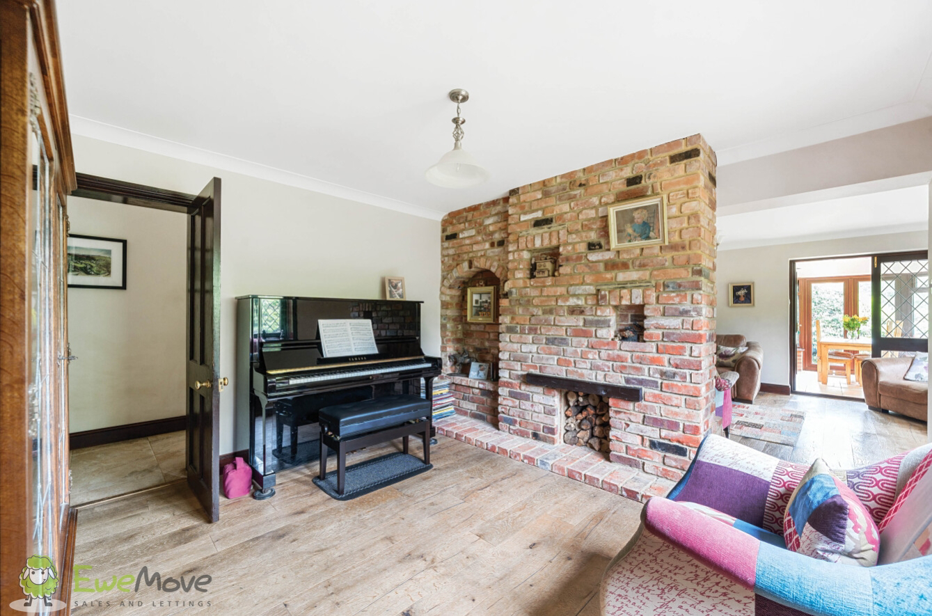 Dix Hill, Pamber Green, Tadley, Hampshire, RG26, photo 11