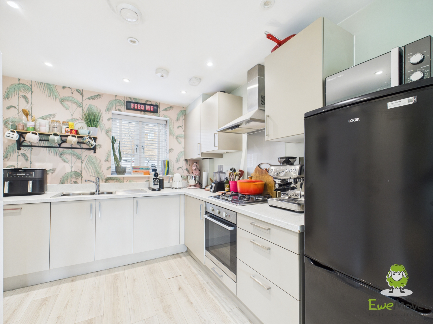 Basilica Court, 18 Denarii Drive, Chineham, Basingstoke, Hampshire, RG24, photo 4