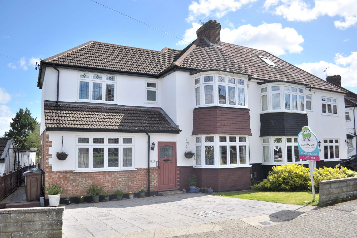 Hawthorn Drive, Coney Hall, West Wickham, Kent, BR4