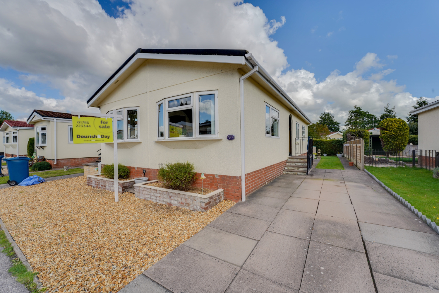 90 Lodgefield Park, Stafford, photo 4