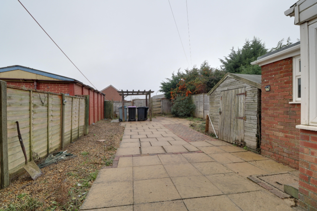 Troughton Walk, South Witham, Grantham, Lincs, photo 16