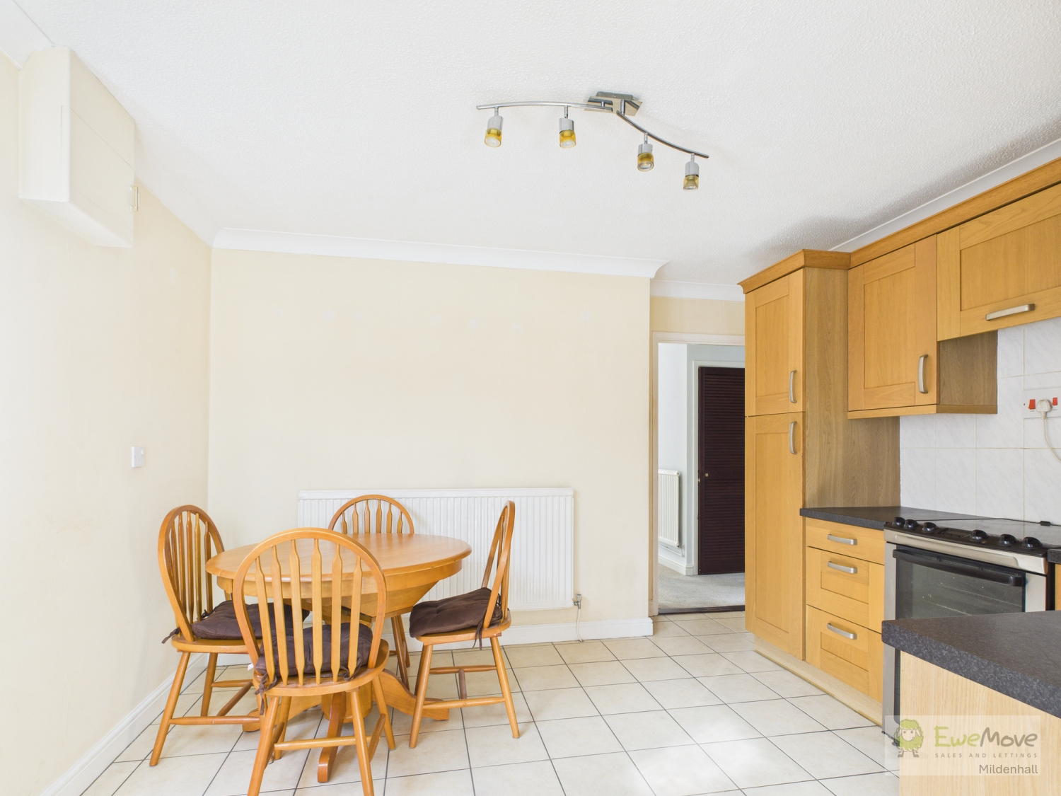 Covey Way, Lakenheath, photo 8