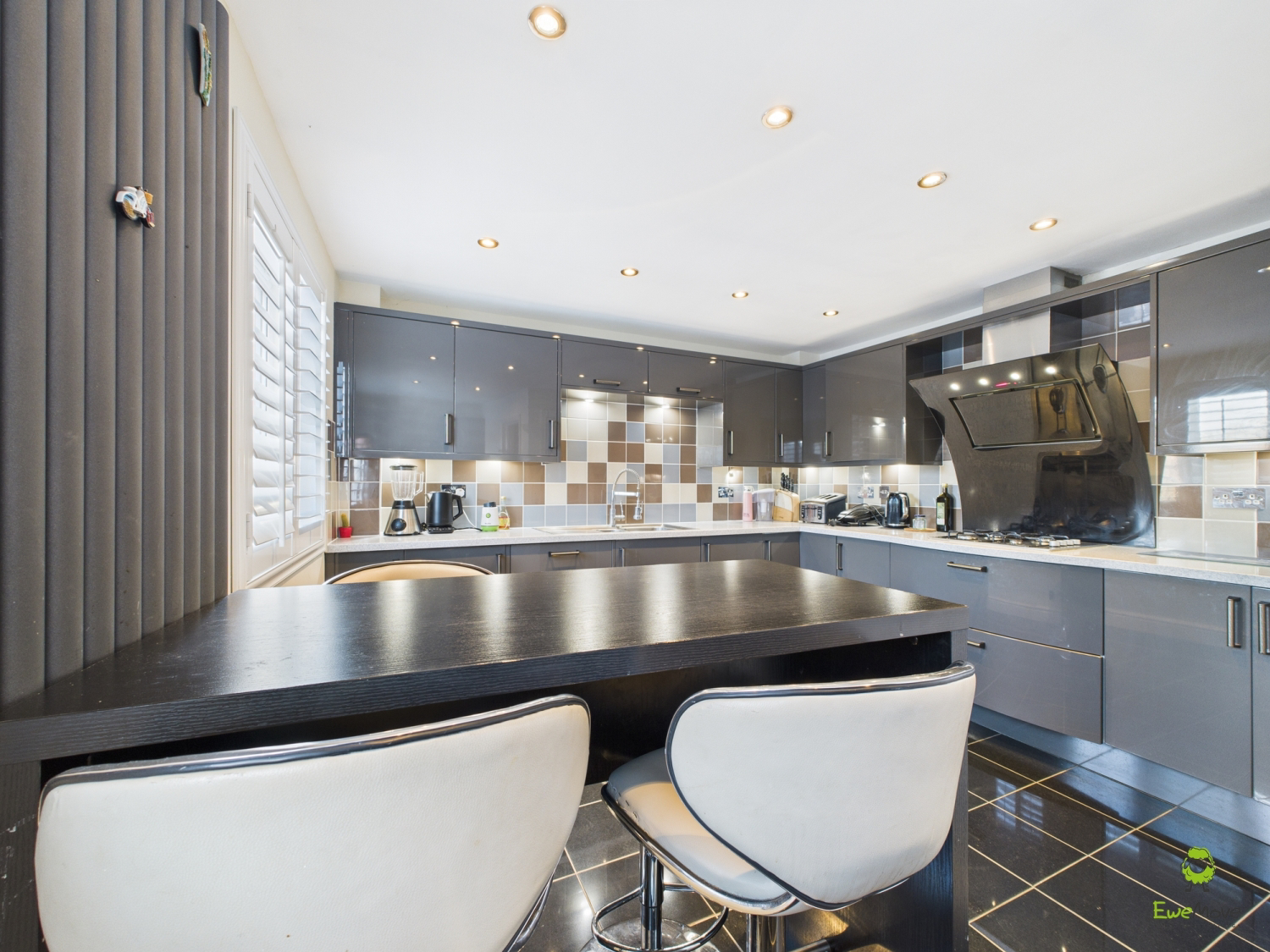 Pinewood Place, Dartford, Kent, DA2, photo 3