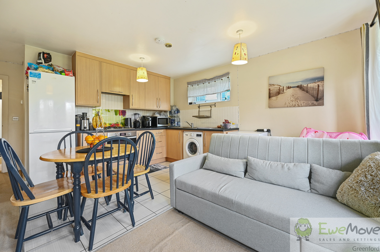 Flora Court, 25, Fortune Avenue, Edgware, HA8 0FL, photo 3