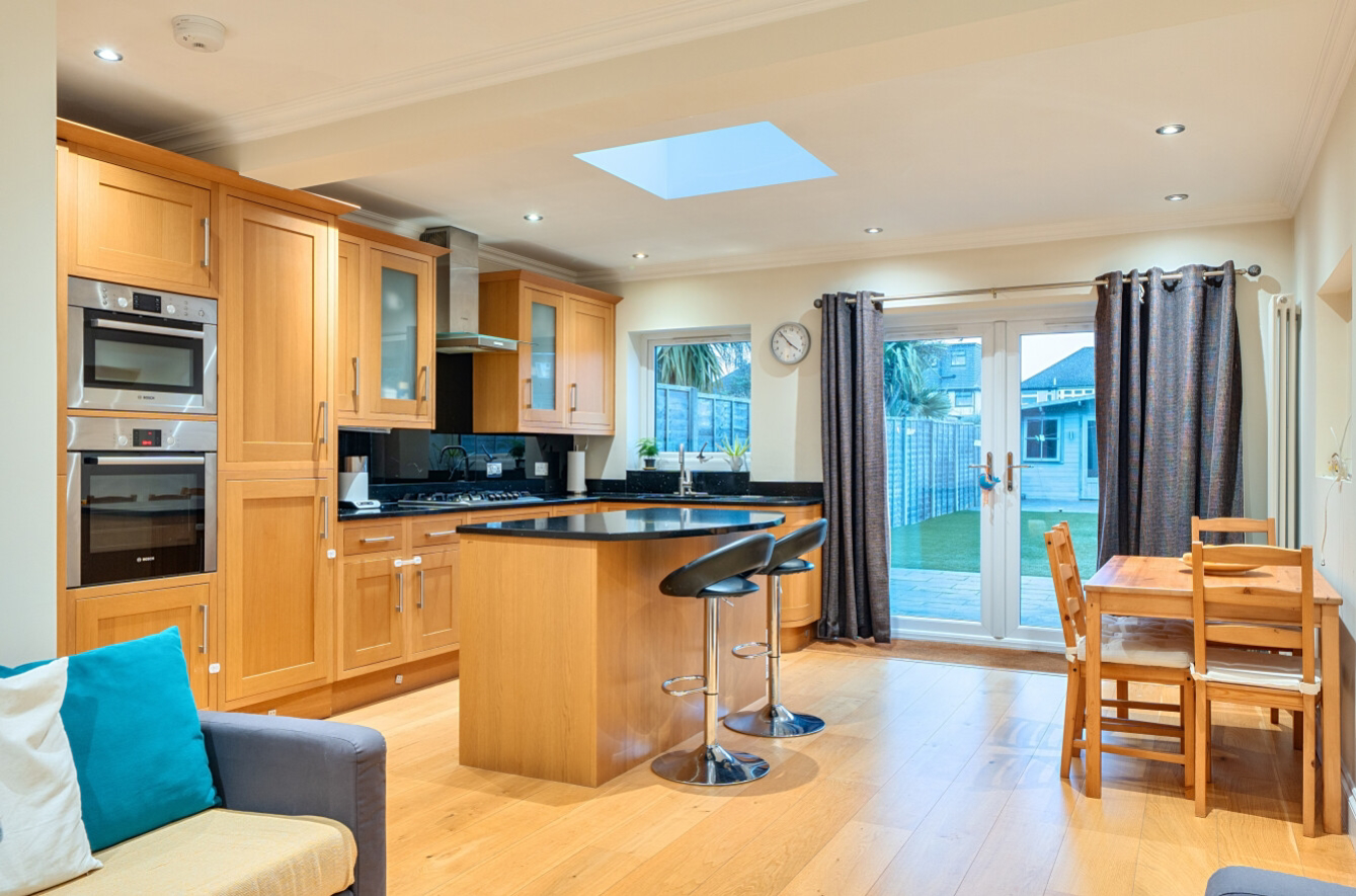 Brocks Drive, Cheam, Sutton, Surrey, SM3, photo 6