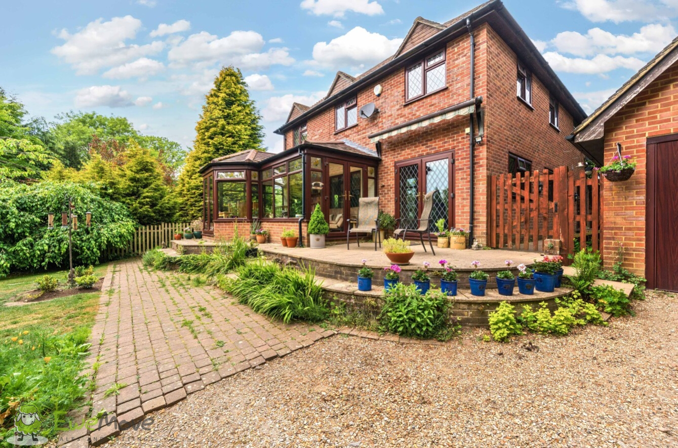 Dix Hill, Pamber Green, Tadley, Hampshire, RG26, photo 32
