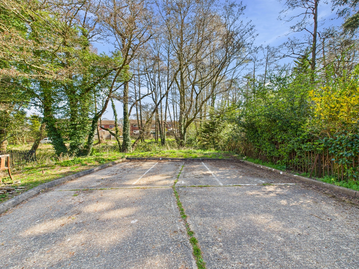 Hollybrook Court Chalet Hill, Bordon, Hampshire, GU35, photo 8