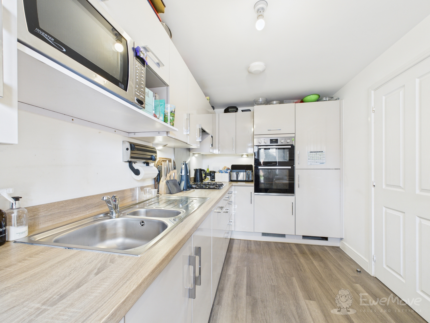 FORESTERS DRIVE, LIPHOOK, GU30, photo 5