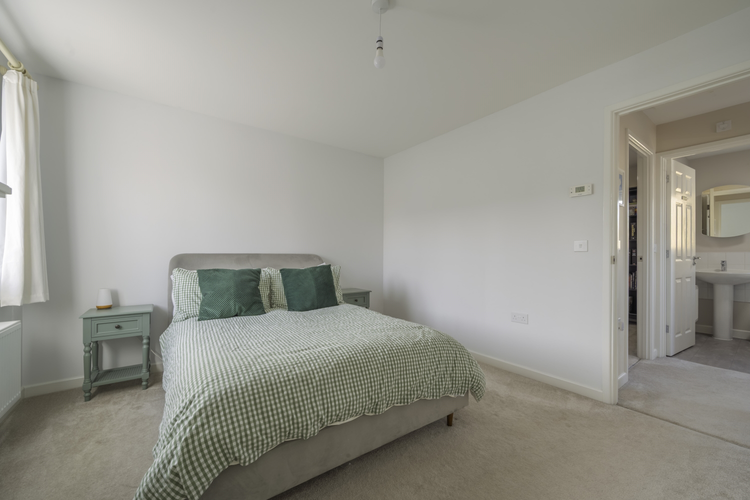 Bendy Bow, Oaksey, Malmesbury, Wiltshire, SN16, photo 10