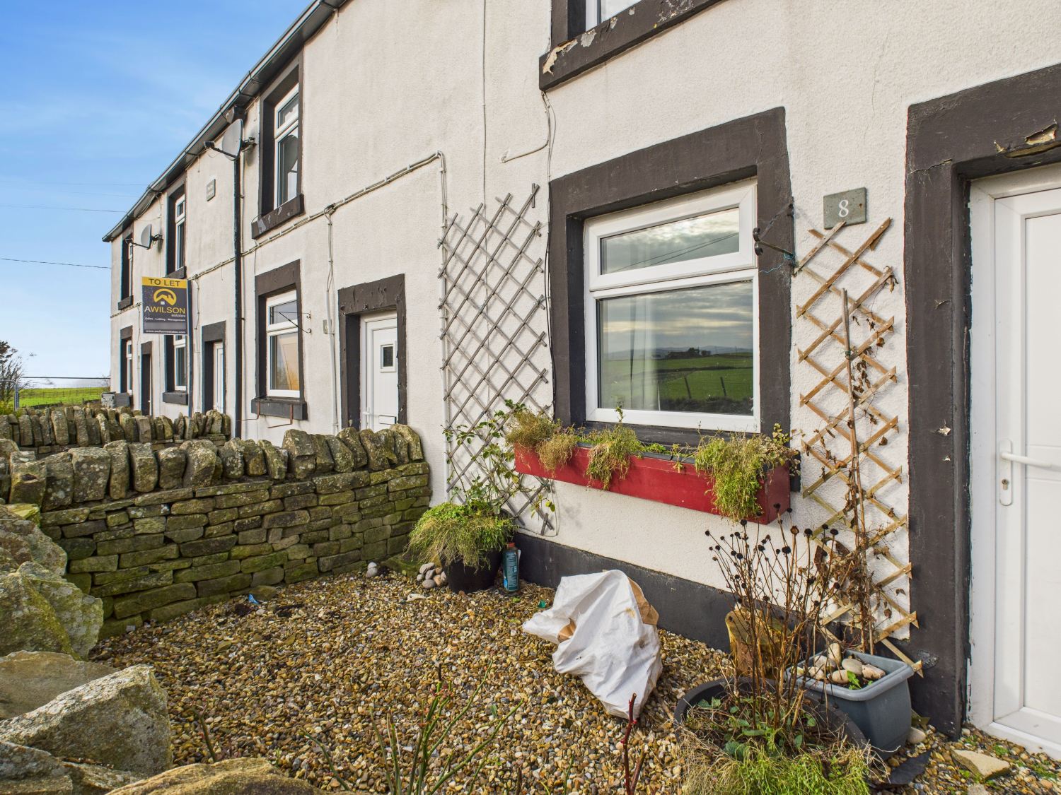 Luzley Cottages Luzley Road, Ashton-under-Lyne, OL69AL, photo 2