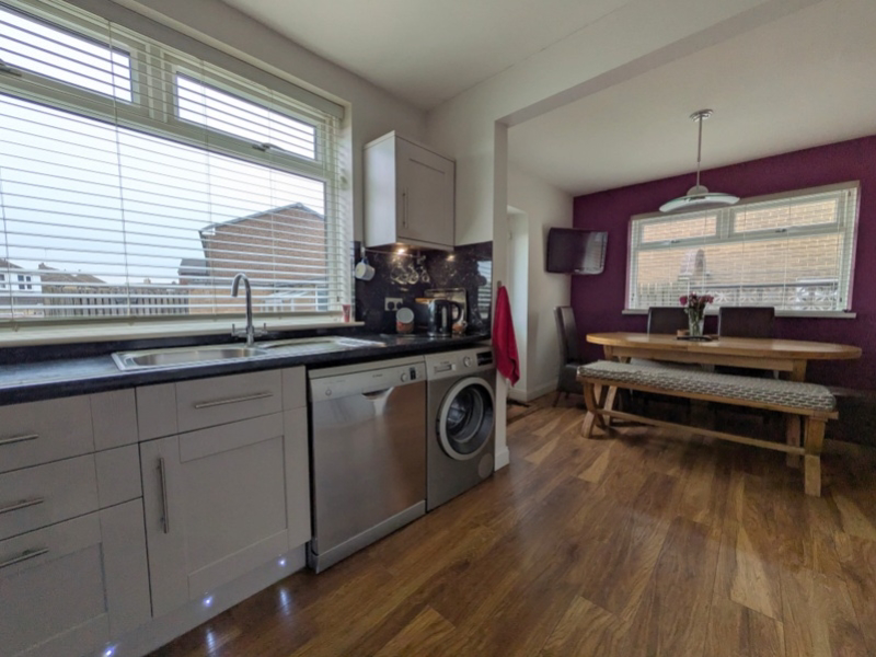 Westfield Lane, Wyke, Bradford, West Yorkshire, BD12, photo 10