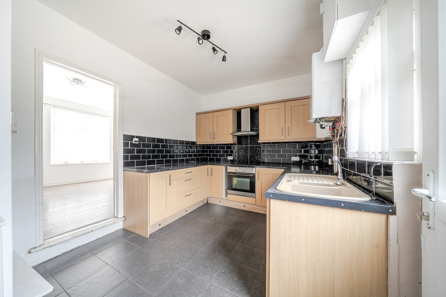 Kings Road, Askern, Doncaster, South Yorkshire, DN6, photo 4