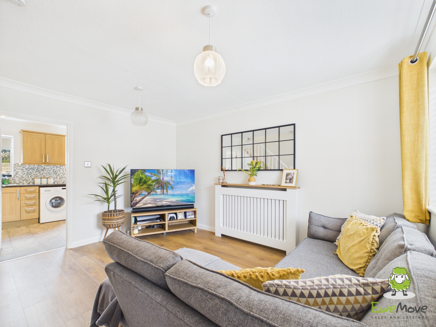 GLOUCESTER DRIVE, BASINGSTOKE, HAMPSHIRE, RG22, photo 2