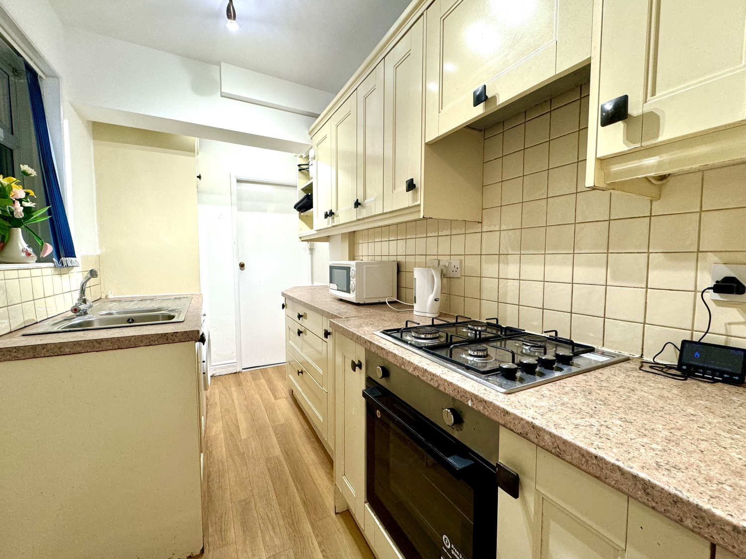 Valley Road, Sheffield, South Yorkshire, S8, photo 2