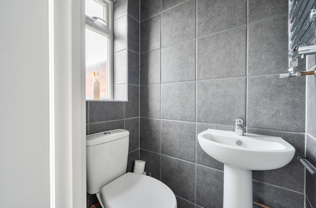 Egham Crescent, Cheam, Sutton, Surrey, SM3, photo 9