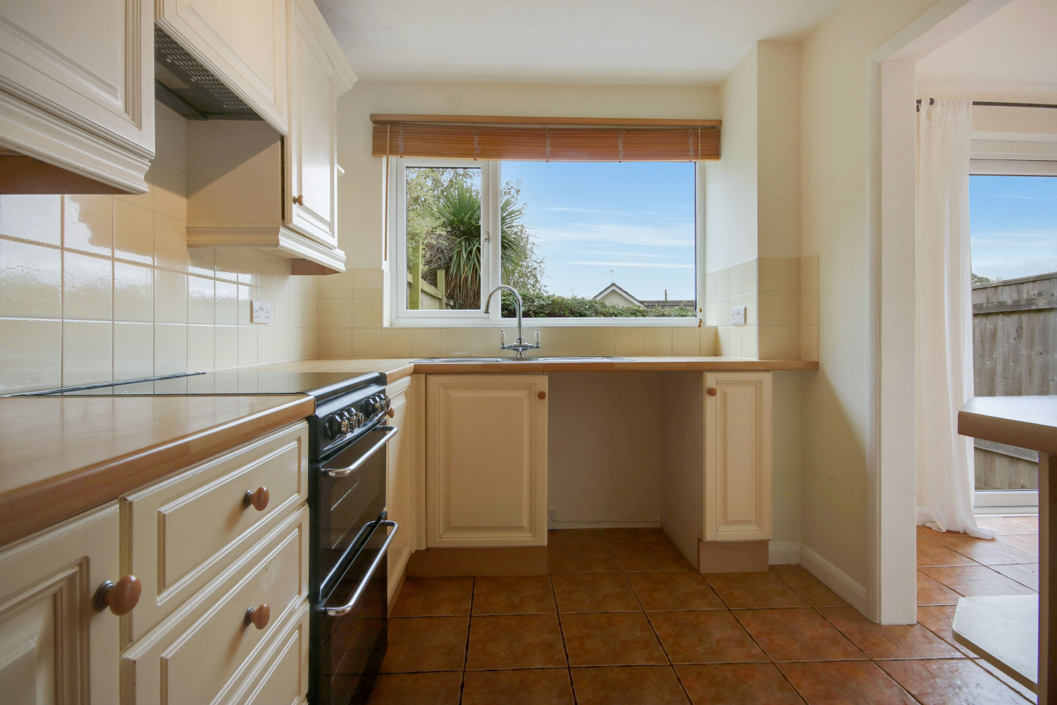 Crosspark Close, Pilton, Barnstaple, Devon, EX31, photo 4