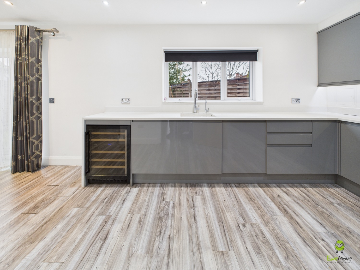 Long Lane, Bexleyheath, Kent, DA7, photo 3