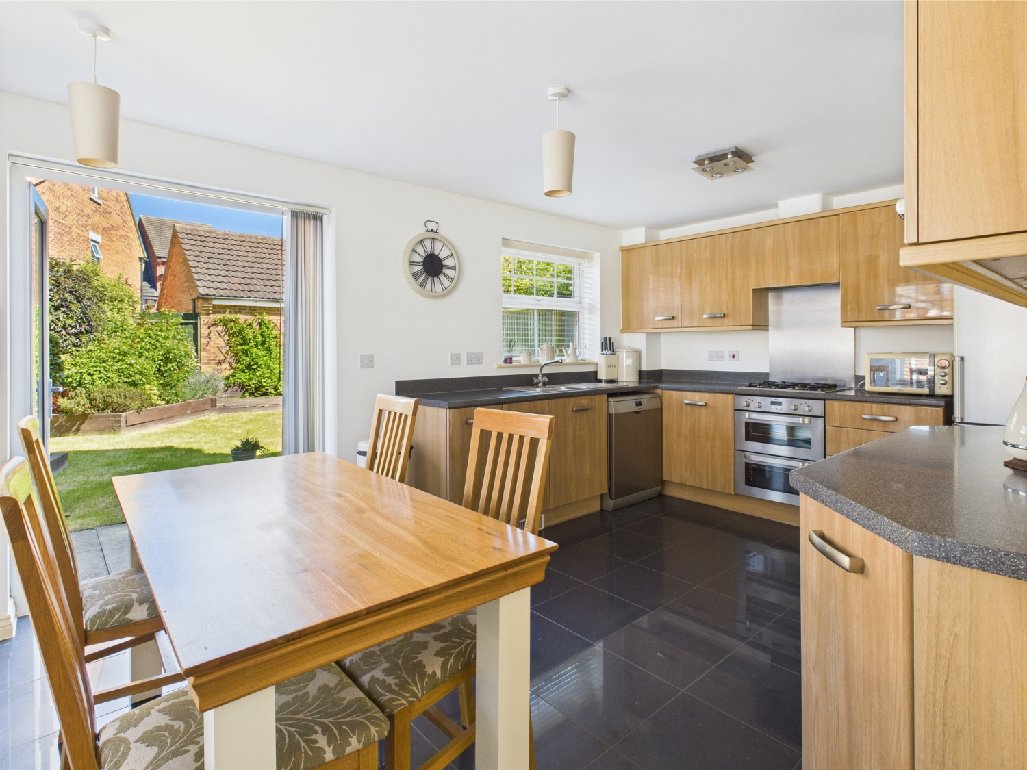 32 ARDEN CLOSE, CORBY, photo 3