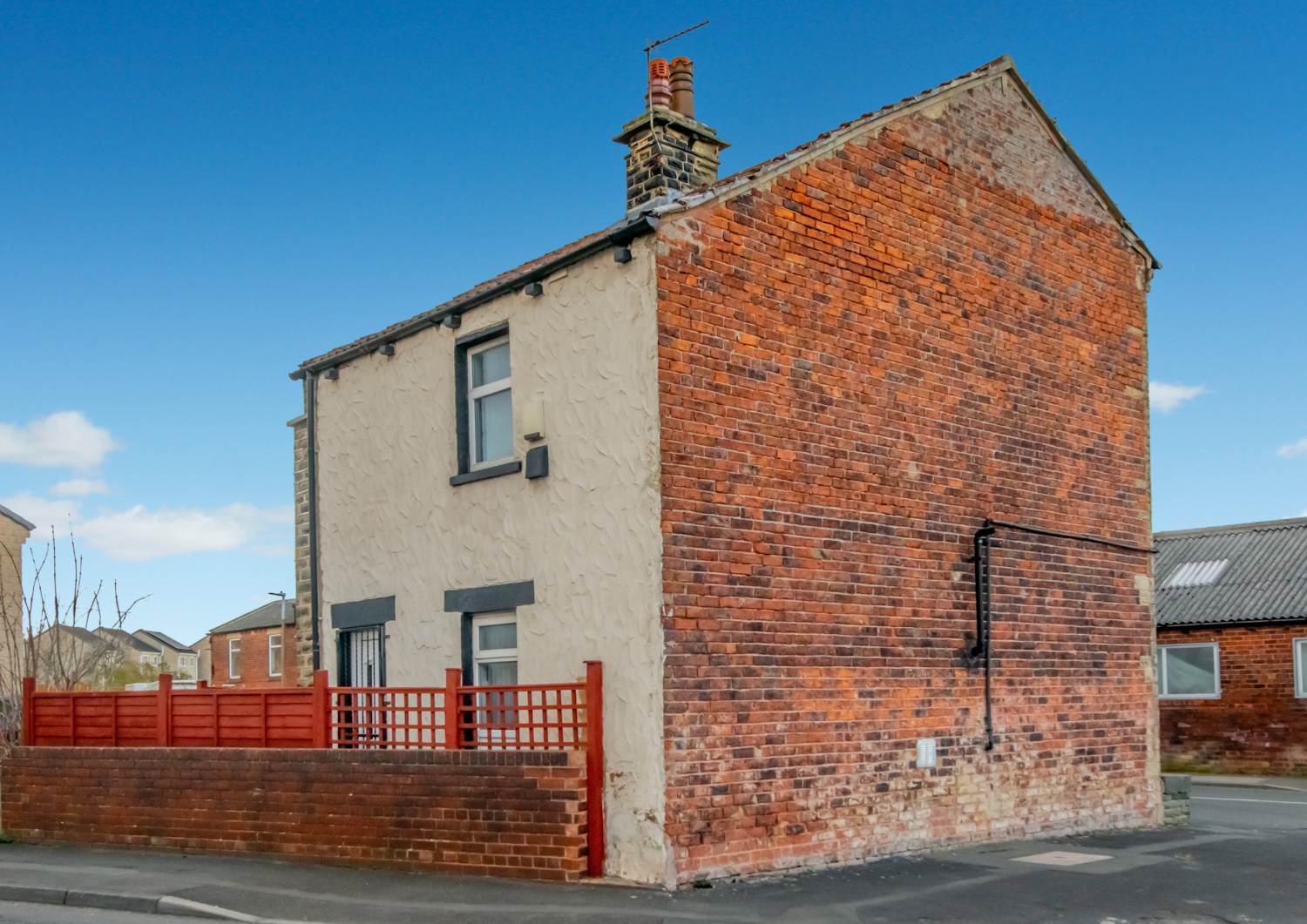 36 Chickenley Lane, Dewsbury, photo 17