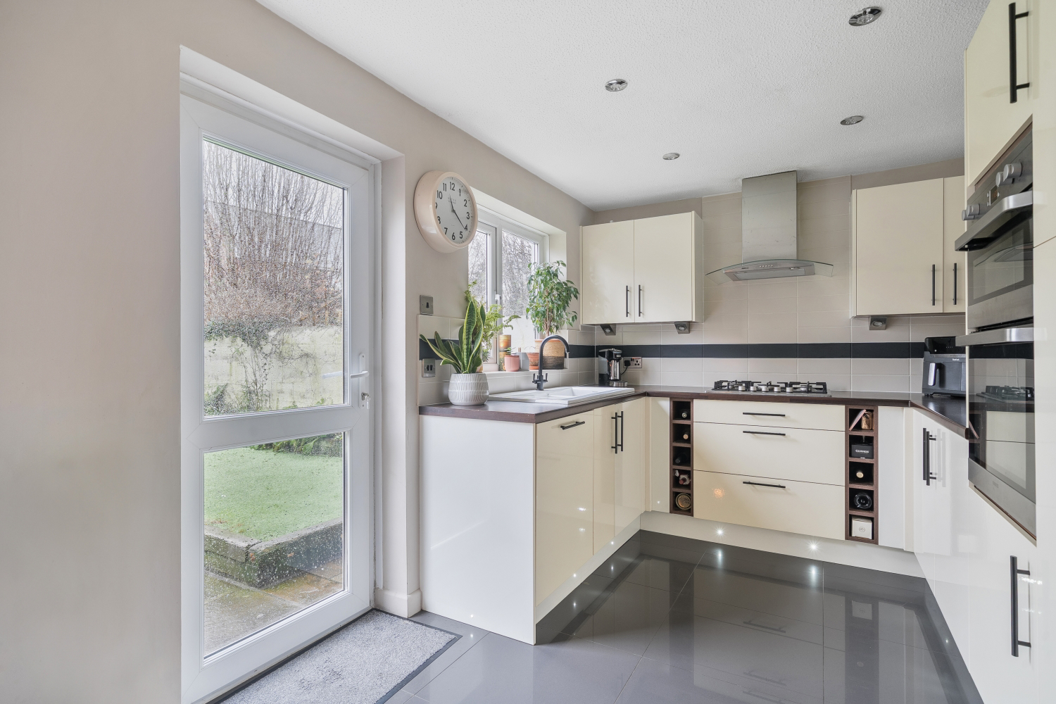 Higher Meadow, High Bickington, Umberleigh, Devon, EX37, photo 2