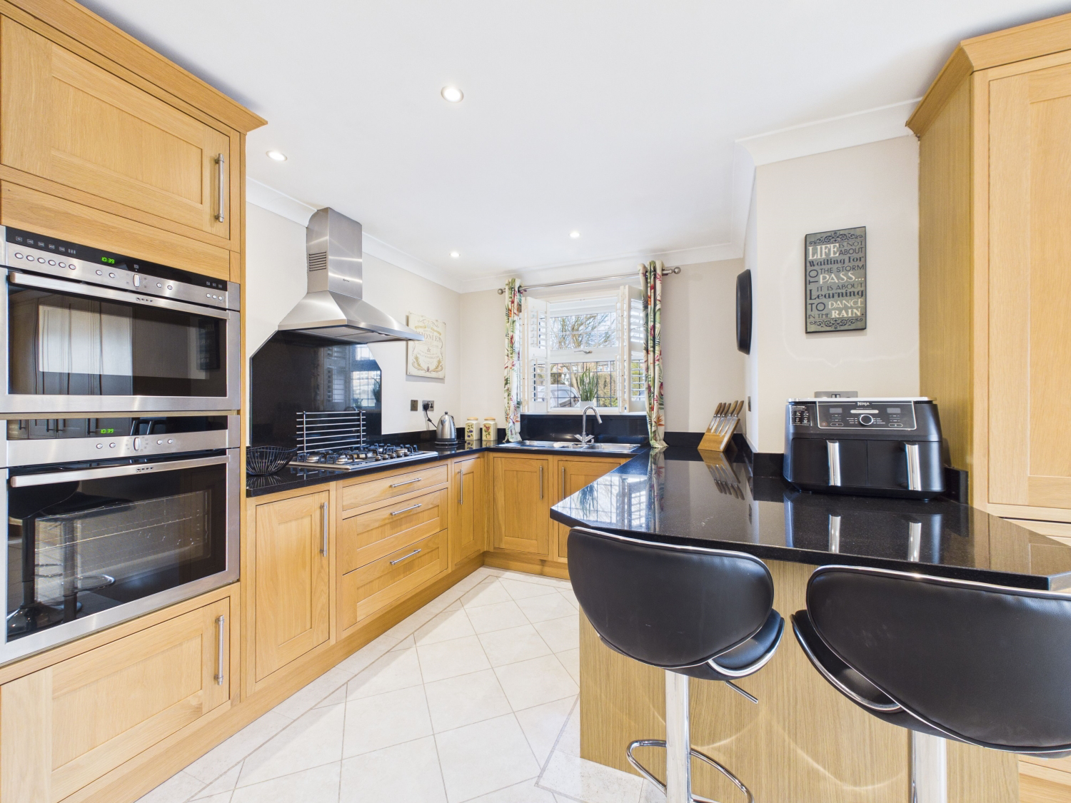 Jakeman Court, Tingley, Wakefield, West Yorkshire, WF3, photo 8