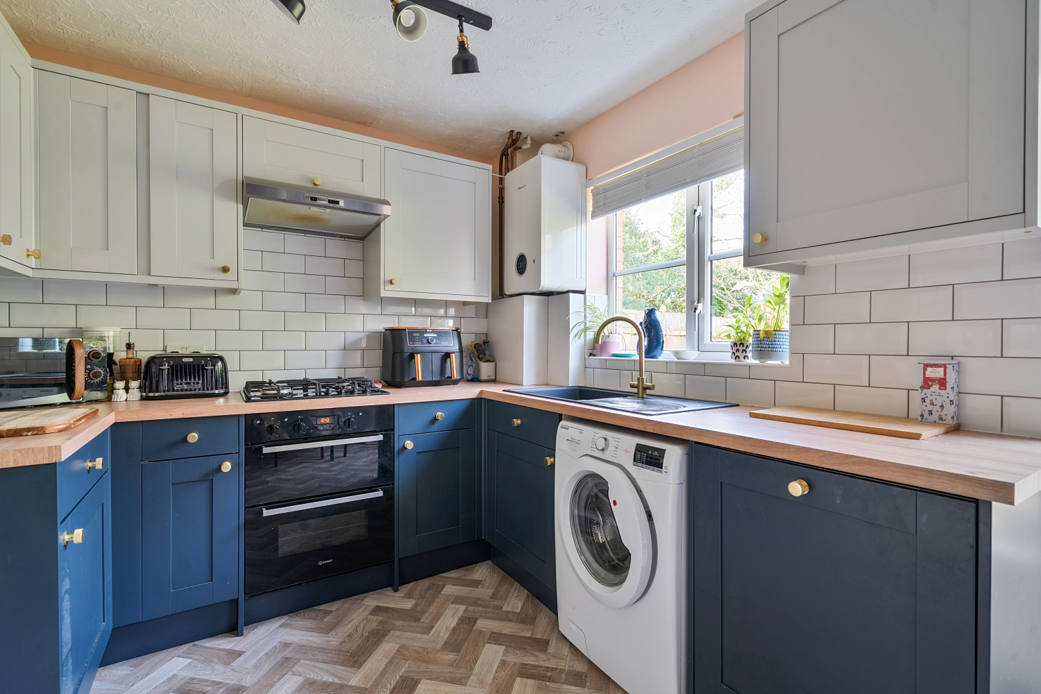 Potterswell, Roundswell, Barnstaple, Devon, EX31, photo 3