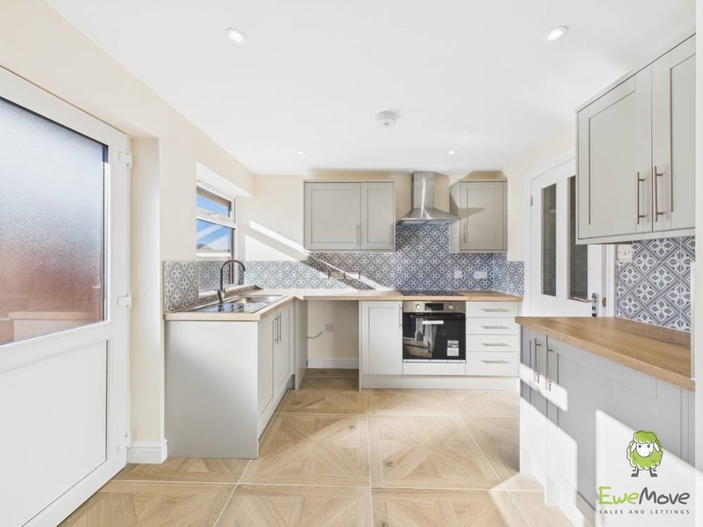 Cross O'Th Hill Road, Nomans Heath, Malpas, Cheshire, SY14, photo 2