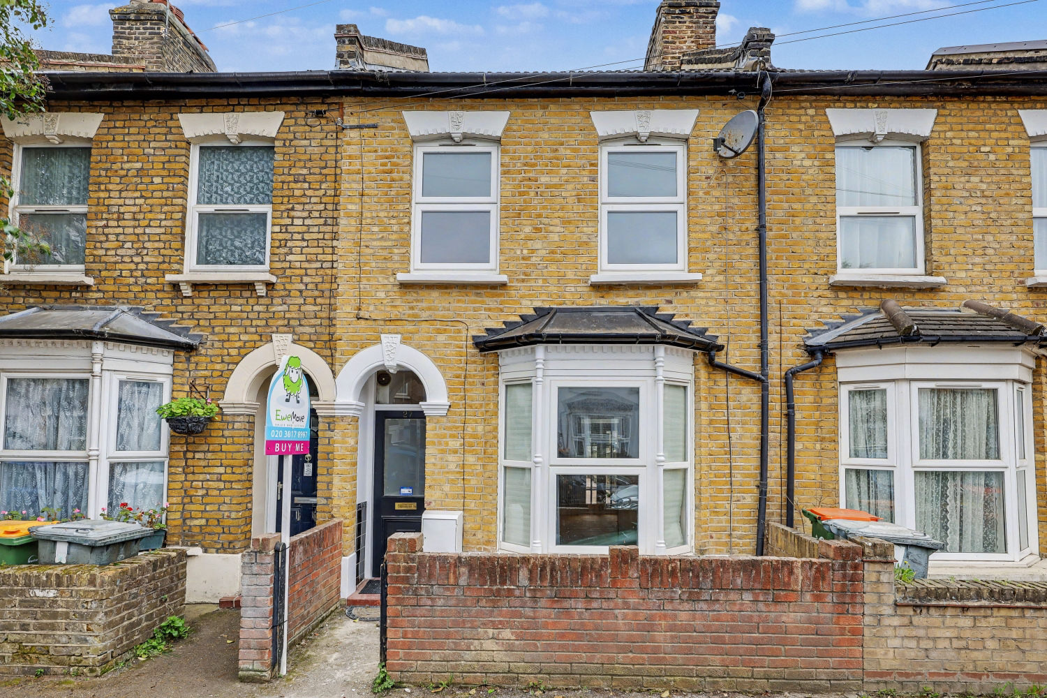 St. James Road, London, E15, photo 2