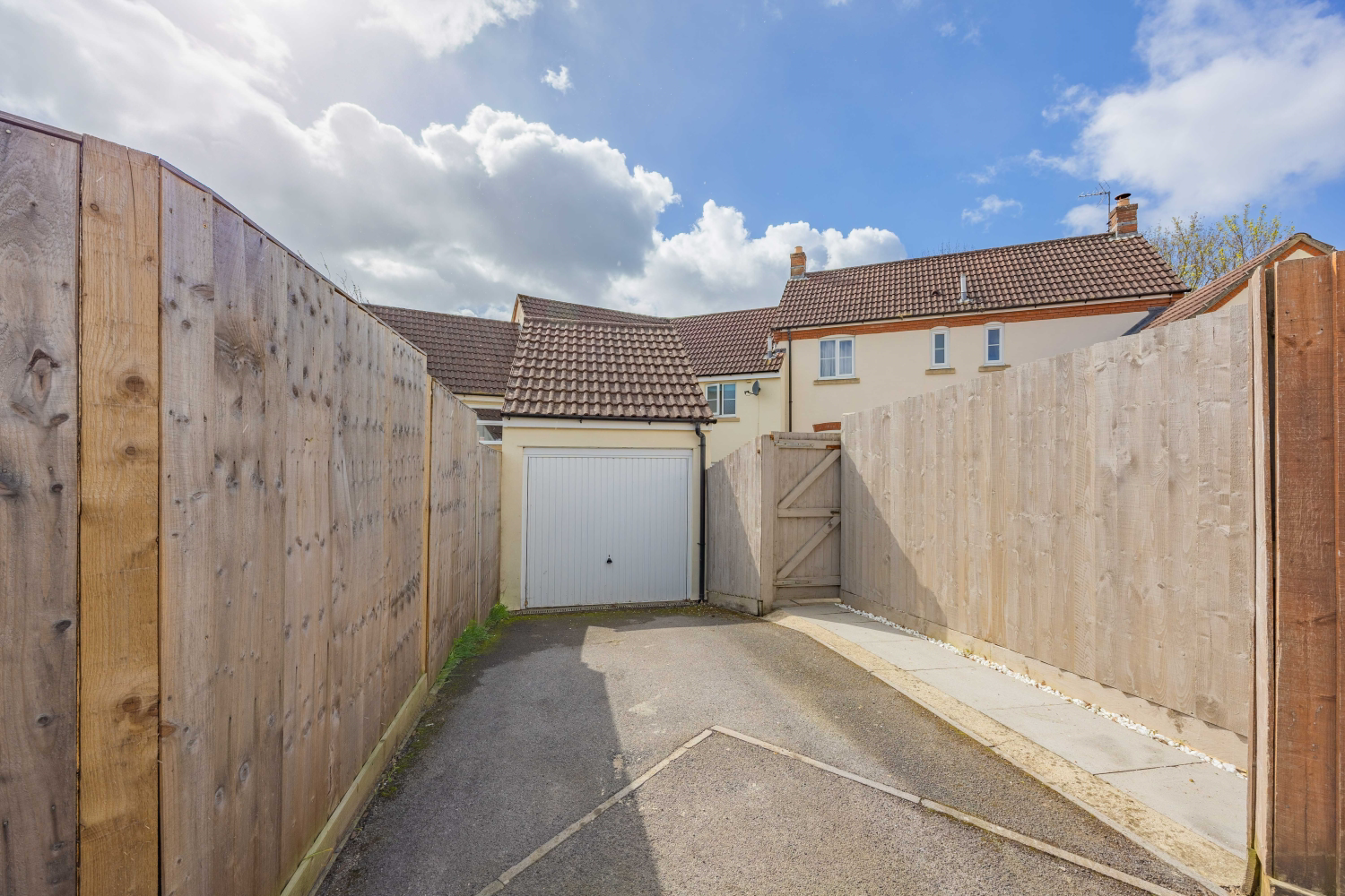 35 NICHOL PLACE, COTFORD ST. LUKE, TAUNTON, photo 12