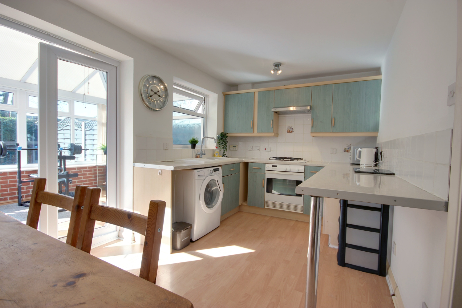 37 Bielby Drive, Beverley, photo 3