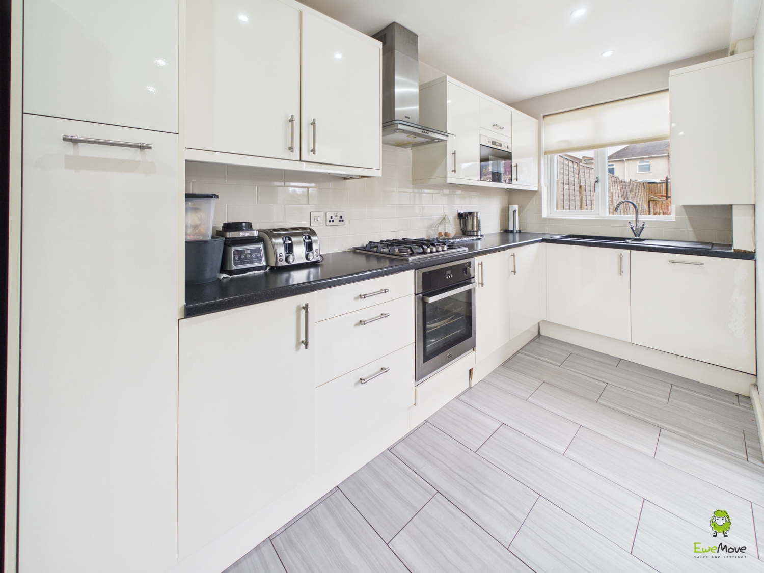 Preston Drive, Bexleyheath, Kent, DA7, photo 6