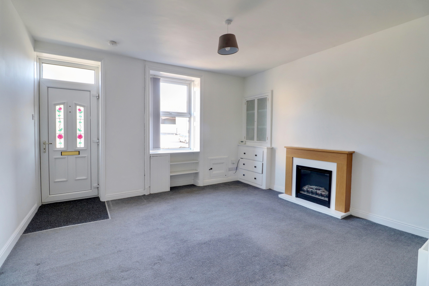 94 Henshaw Lane Yeadon, Leeds, photo 4