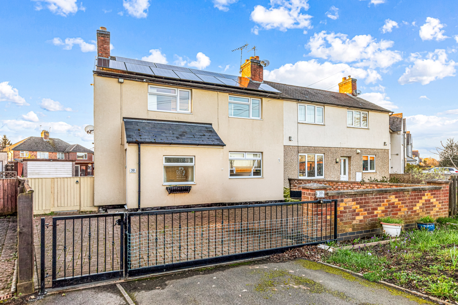 39 Leicester Road, Lutterworth