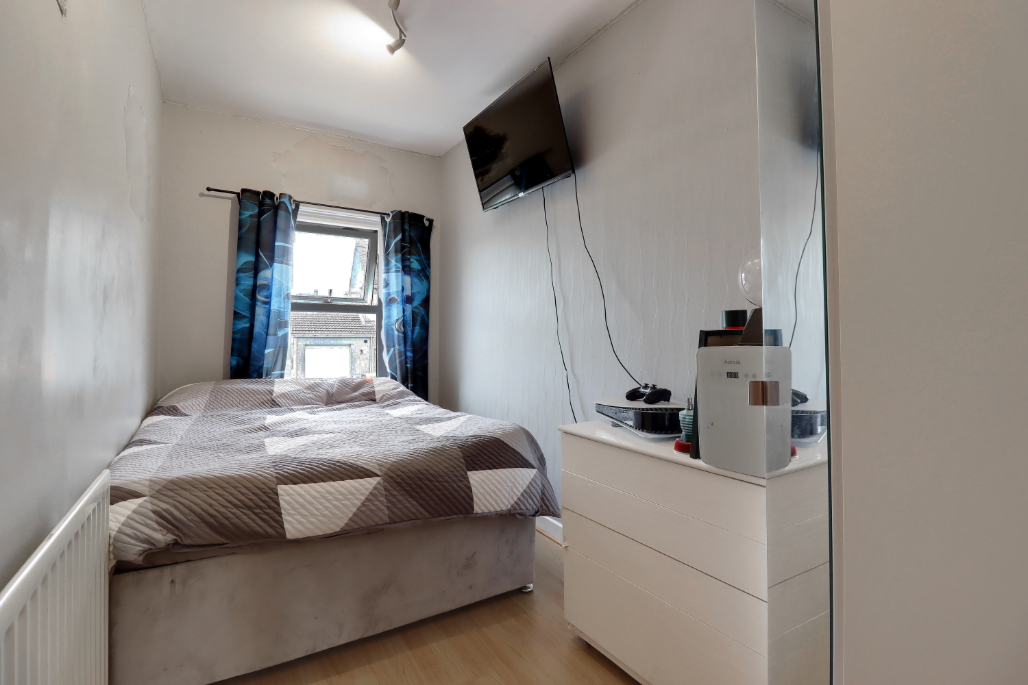 HEOL FACH, NORTH CORNELLY, BRIDGEND, MID GLAMORGAN, CF33, photo 14