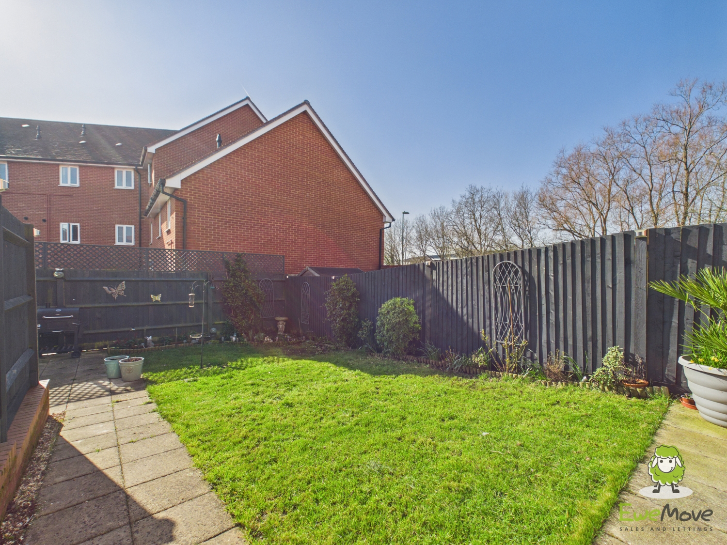 FISHBOURNE GARDENS, CHINEHAM, BASINGSTOKE, RG24, photo 16