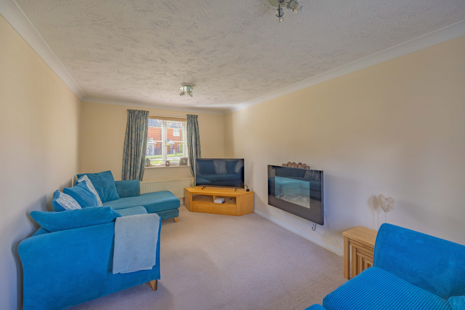 35 NICHOL PLACE, COTFORD ST. LUKE, TAUNTON, photo 4